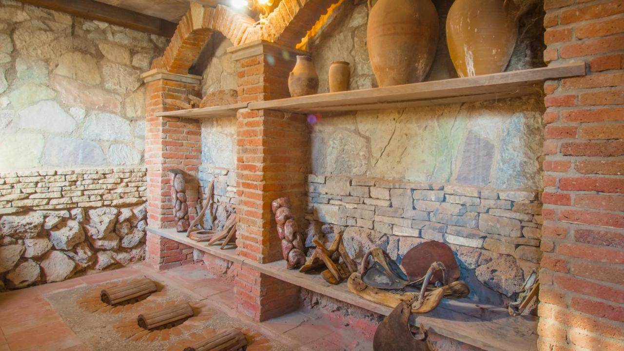 Wine Symphony Boutique Hotel Тбілісі Екстер'єр фото